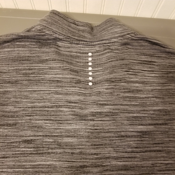 RBX Xtrain Grey Compression Pull Over Size Large - Picture 3 of 7